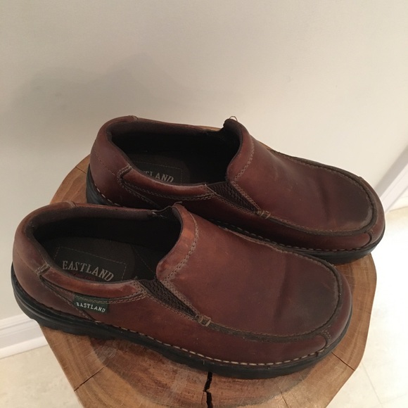 Eastland Brown Leather Shoes - Picture 2 of 5